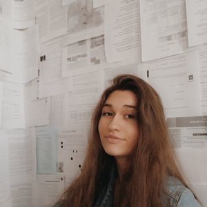 Meet your Posher, Ariana